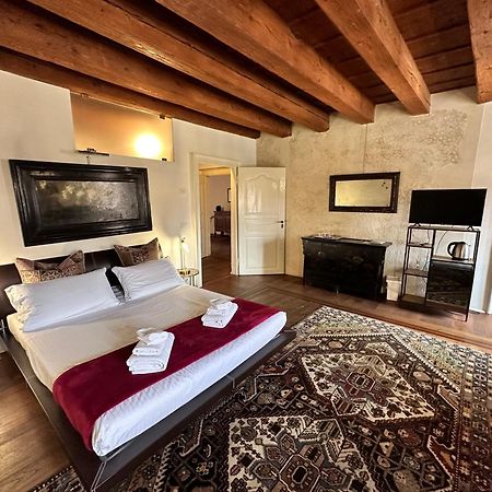 Truly Verona - Delle Erbe Suites Eksteriør bilde