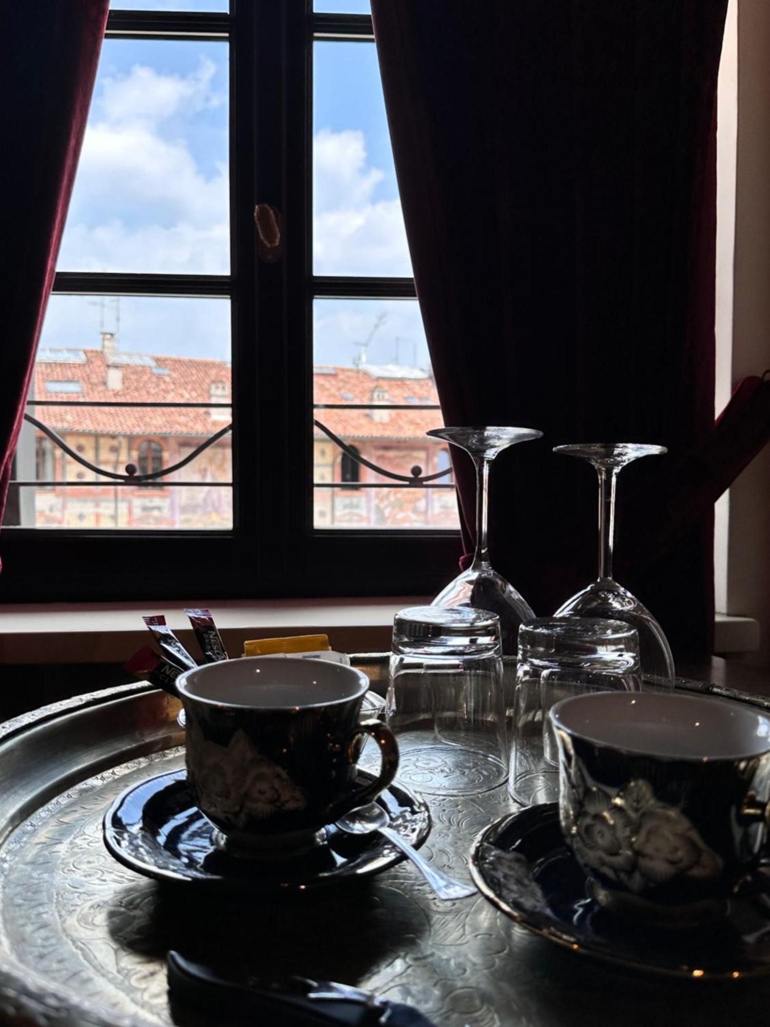 Truly Verona - Delle Erbe Suites Eksteriør bilde