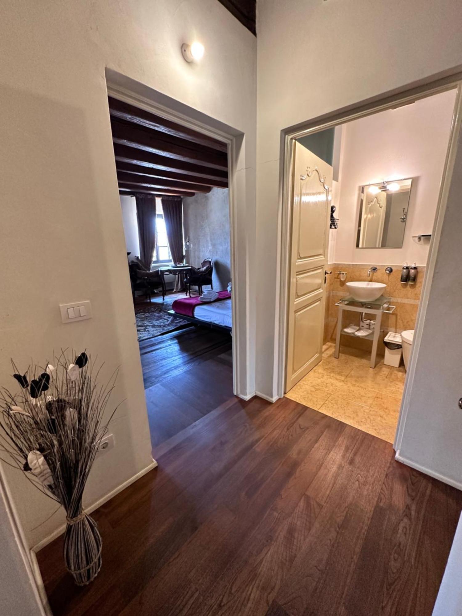 Truly Verona - Delle Erbe Suites Eksteriør bilde